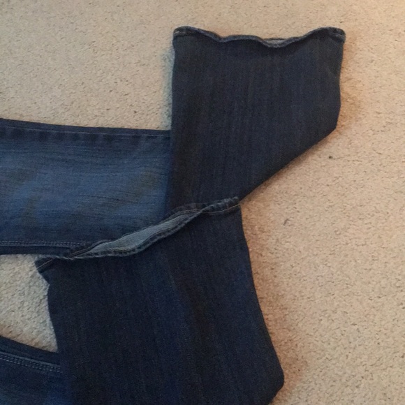 American eagle size 2 Short Jeans - Picture 7 of 7